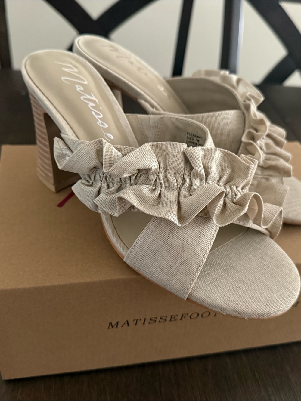 Matisse Cream Ruffle Slide Sandals - Picture 2 of 9